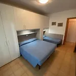 Apartamento Cond Primavera *